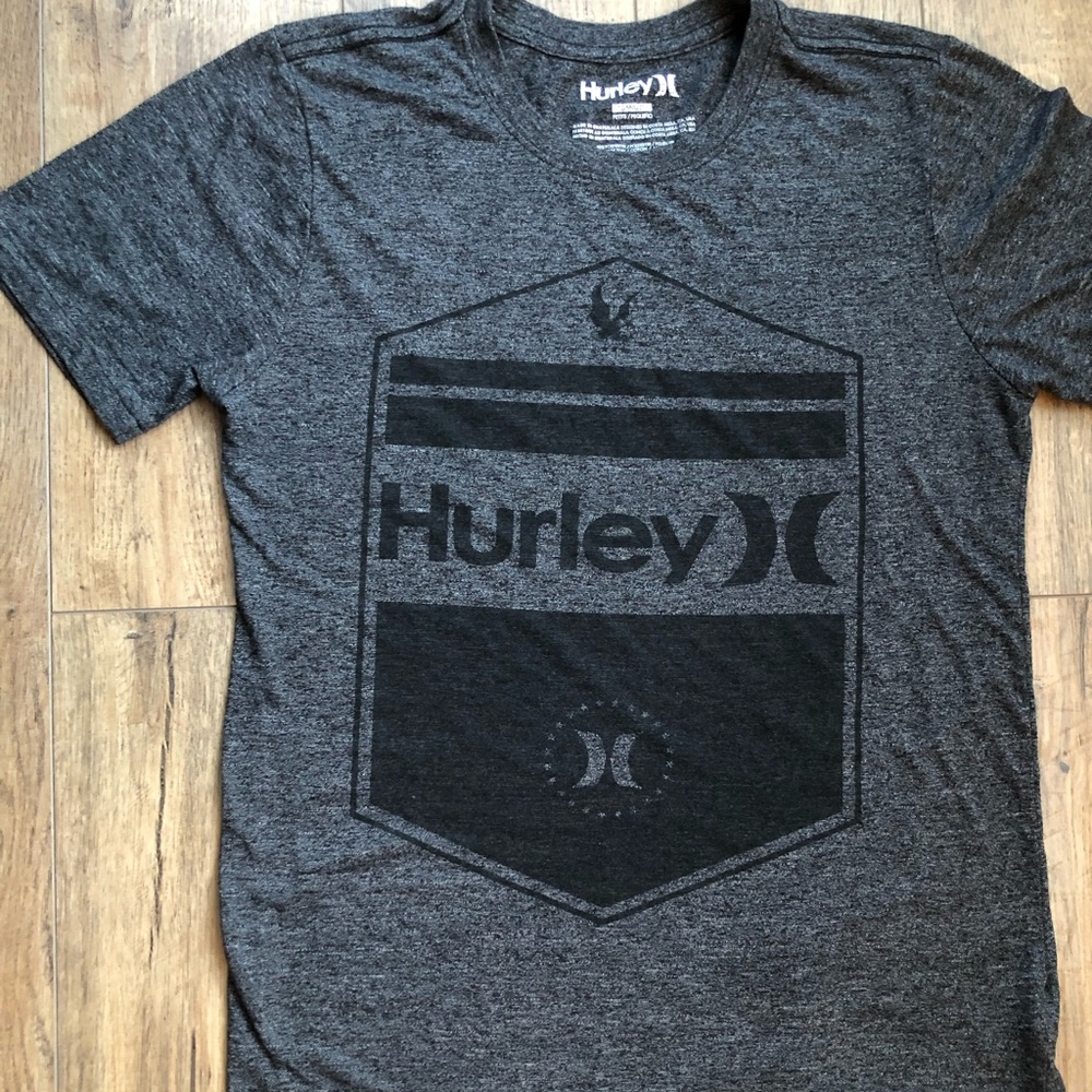 Hurley short sleeve T-shirt Size Small
